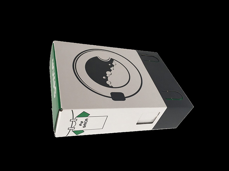 Embalaje de cartón ondulado, del Grupo Saica, que evita el acceso de los niños a productos peligrosos.