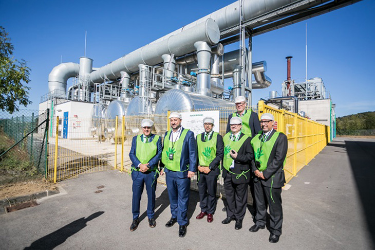 The Deputy Prime Minister, Minister of the Economy, Minister of Health of the Grand Duchy of Luxembourg, Ramon Alejandro and Javier Fernandez in the Saica Flex facility in Luxembourg