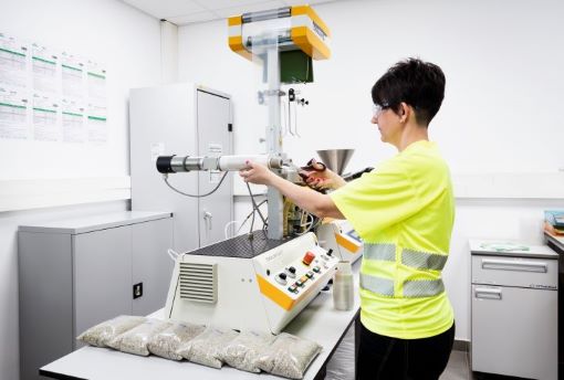 Saica UK and STEM Returners partner to launch initiative supporting STEM professionals' return to work